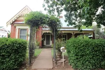13 Adams Street, Cootamundra NSW 2590