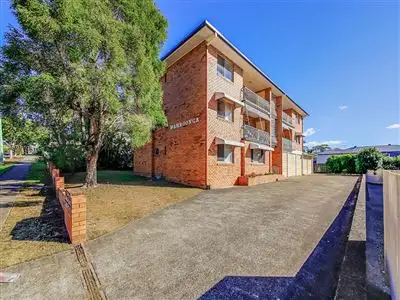 Main view of Homely unit listing, 4/39 Norfolk Street, Coorparoo QLD 4151