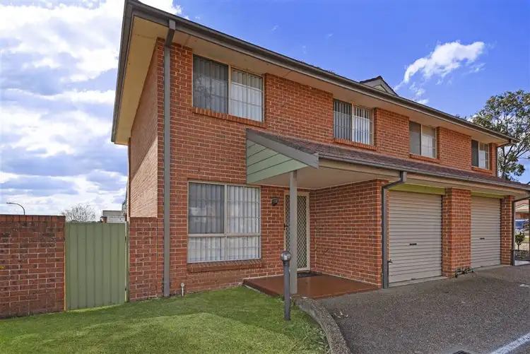 11/24 Gunsynd Avenue, Casula NSW 2170