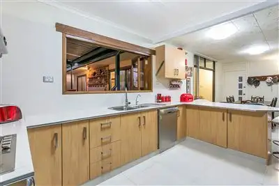Fifth view of Homely house listing, 10 Greenhills Road, Victor Harbor SA 5211