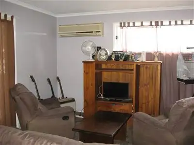 Fifth view of Homely house listing, 5 Jacaranda Avenue, Bradbury NSW 2560