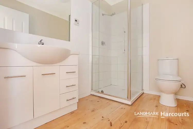Fifth view of Homely house listing, 11 Walls Crescent, Hamilton VIC 3300