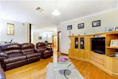 Fourth view of Homely house listing, 2 Rocklyn Court, Gulfview Heights SA 5096