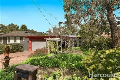 2 Lindisfarne Drive, Burwood East VIC 3151