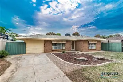 7 Trundle Court, Parafield Gardens SA 5107