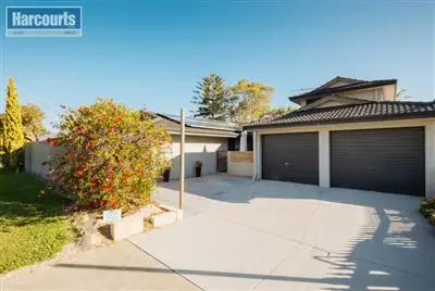 167 Bridgewater Drive, Kallaroo WA 6025