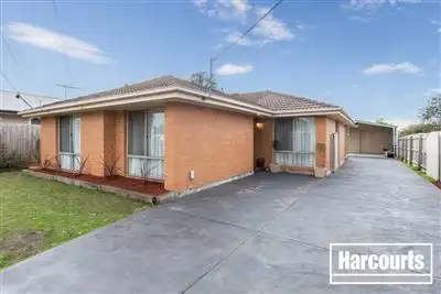 Main view of Homely house listing, 5 Clairmont Avenue, Cranbourne VIC 3977