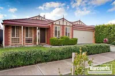 4 Fenton Place, Narre Warren South VIC 3805