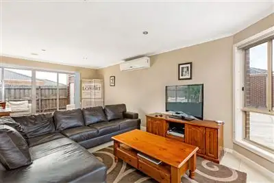 Second view of Homely unit listing, 2/9 Swinburne Court, Truganina VIC 3029