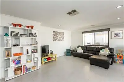 Seventh view of Homely house listing, 17 Tower Place, Rutherglen VIC 3685