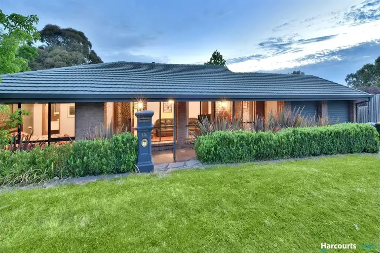15 Glenalvon Drive (Cnr Proctor St), Flagstaff Hill SA 5159