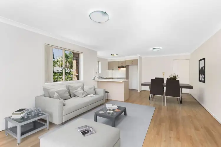 Main view of Homely unit listing, 5/70 Jellicoe Street, Coorparoo QLD 4151