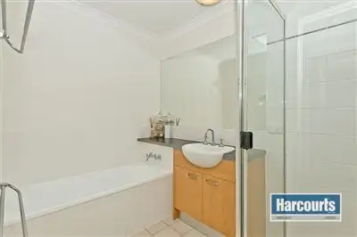 Sixth view of Homely townhouse listing, 68 Greenway Circuit, Mount Ommaney QLD