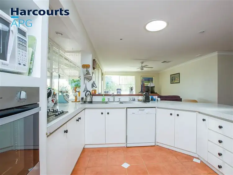 Sixth view of Homely house listing, 8 Emelia Place, Australind WA 6233