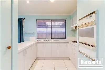 Third view of Homely house listing, 5 Telford Court, Hampton Park VIC 3976