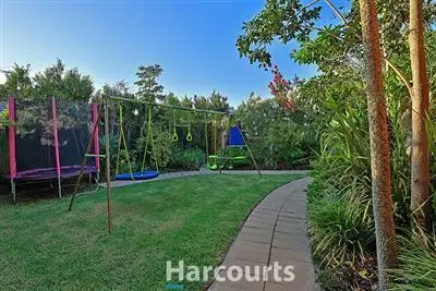 Fifth view of Homely house listing, 10 Scarlet Crescent, Pakenham VIC 3810
