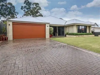 13 Seville Road, Forrestfield WA 6058