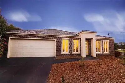 41 Pembroke Road, Mooroolbark VIC 3138