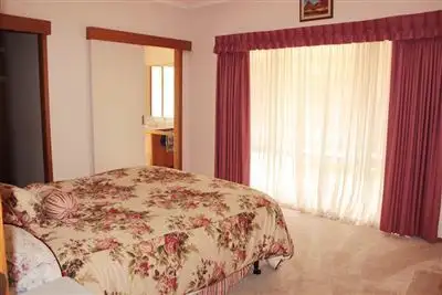 Fifth view of Homely house listing, 3 South Crescent, Eildon VIC 3713