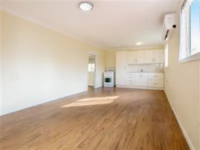 Sixth view of Homely house listing, 10 Garonne St, Seven Hills NSW 2147