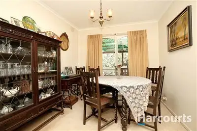 Fifth view of Homely house listing, 8 Laturns Court, Vermont South VIC 3133
