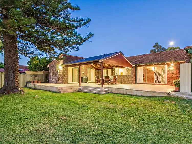 13 Sycamore Close, Rockingham WA 6168