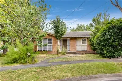 Second view of Homely house listing, 7 Stradbroke Crescent, Mulgrave VIC 3170