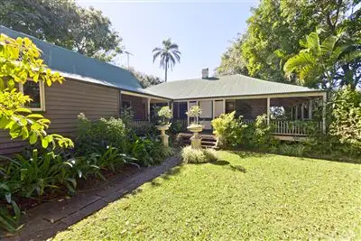 207 Main Rd, Wellington Point QLD 4160