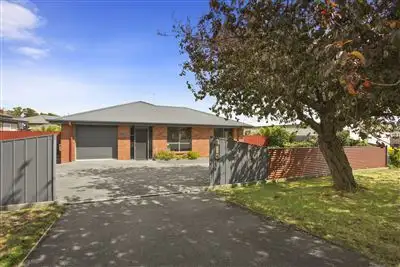 2/246 Peel Street West, Summerhill TAS 7250