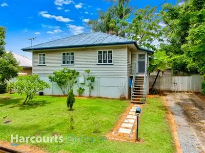 21 Lionel street, Nudgee QLD 4014