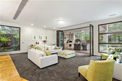 Second view of Homely house listing, 2 Riversdale Court, Mount Waverley VIC 3149