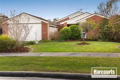 1 Jacqueline Court, Berwick VIC 3806