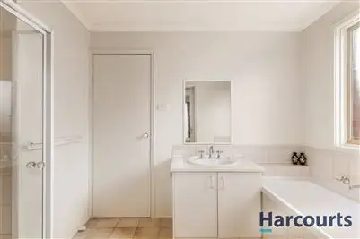 Fourth view of Homely townhouse listing, 27/12 Surrey Road, Mount Waverley VIC 3149