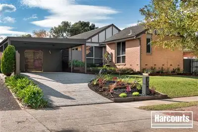 6 Bangalay Place, Berwick VIC