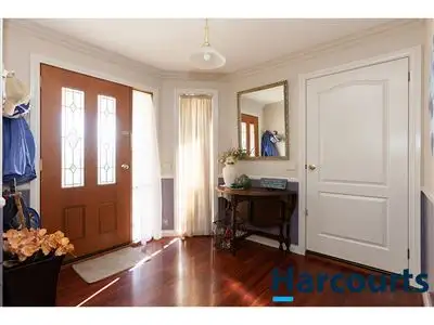 Fifth view of Homely house listing, 4 Tulip Court, Warragul VIC 3820