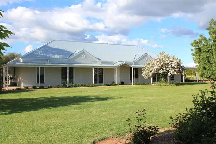 261 Jennings Road, Culcairn NSW 2660