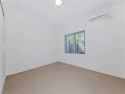Sixth view of Homely villa listing, 1/107 Jerrold Street, Sherwood QLD 4075