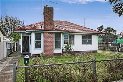 2 Swallow Crescent, Norlane VIC 3214