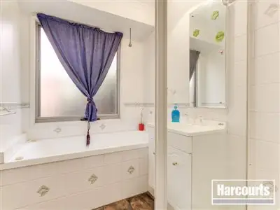 Seventh view of Homely house listing, 60 Endeavour  Drive, Cranbourne North VIC