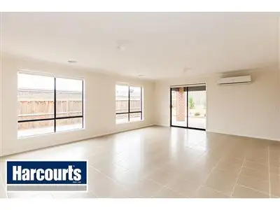 Sixth view of Homely house listing, 15 Tenterfield Avenue, Warragul VIC 3820