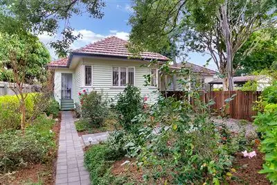 233 Honour Avenue, Chelmer QLD 4068