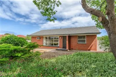 Second view of Homely house listing, 31 McKinna Road, Christie Downs SA 5164