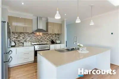 Sixth view of Homely house listing, 50 Freshfields Drive, Cranbourne North VIC 3977