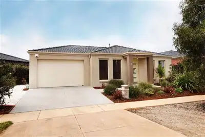 8 Ann Maree Court, Point Cook VIC 3030