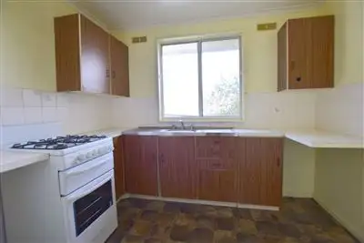 Fifth view of Homely house listing, 34 Waratah Crescent, West Albury NSW 2640