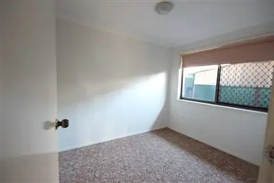 Sixth view of Homely semi-detached listing, 2/30 Proud Street, Labrador QLD 4215