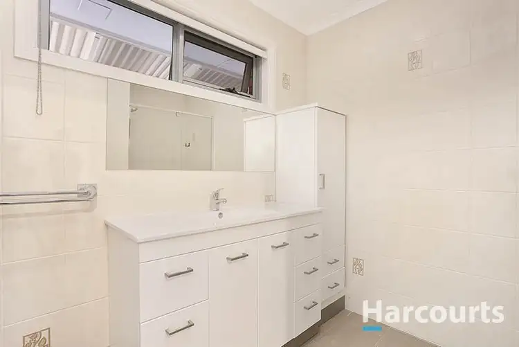 Sixth view of Homely unit listing, 2/10 Acheron Avenue, Reservoir VIC 3073