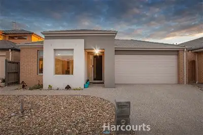 23 Cranbrook Circuit, Officer VIC 3809
