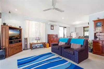 Sixth view of Homely house listing, 3 Castlereagh Court, Southside QLD 4570