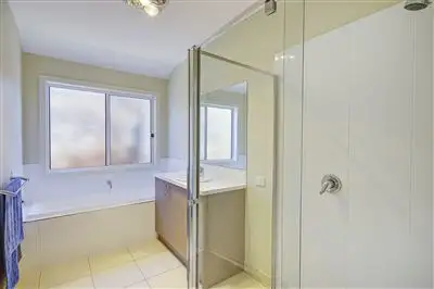 Fourth view of Homely unit listing, 2/14 Waiora Avenue, Hamlyn Heights VIC 3215
